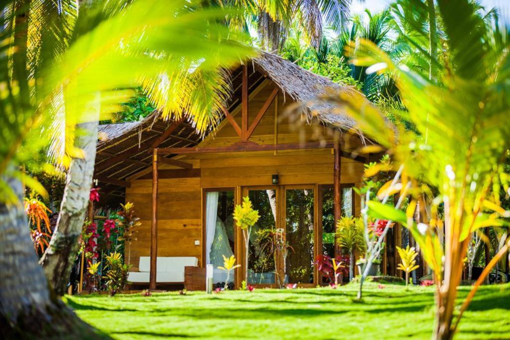 Awera Resort Tua Pejat エクステリア 写真