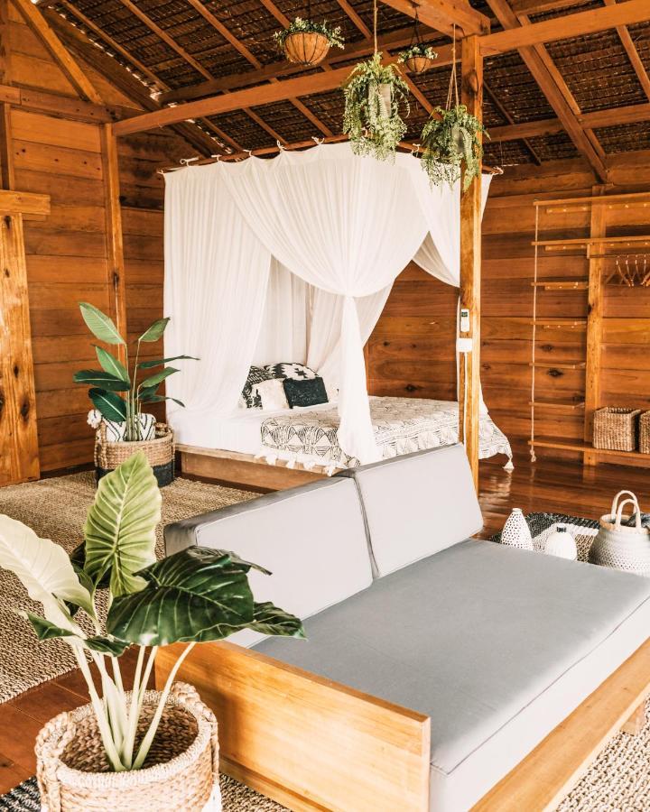 Awera Resort Tua Pejat エクステリア 写真