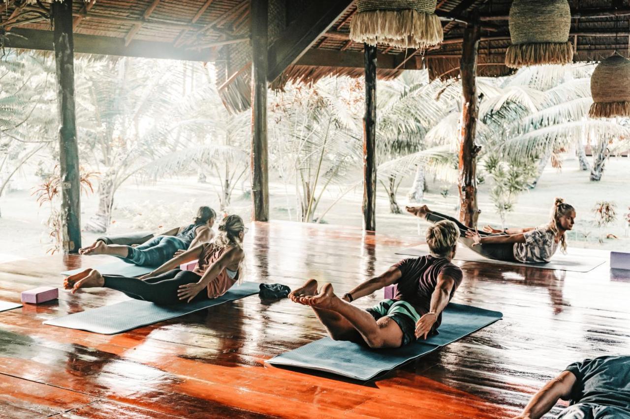 Awera Resort Tua Pejat エクステリア 写真